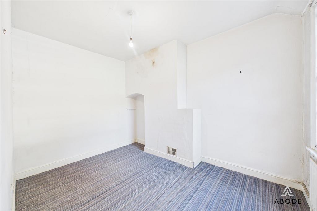 CAM03790 G0-PR0088-STILL015.jpg