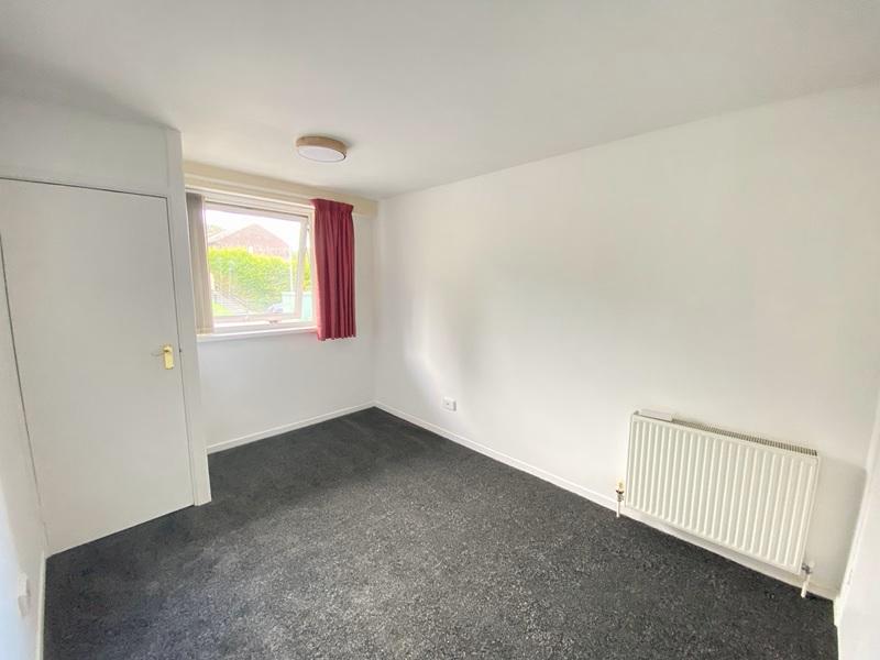 Apartment in Tycoch Road - View 5