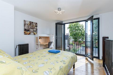 Circus Street, Oxford OX4