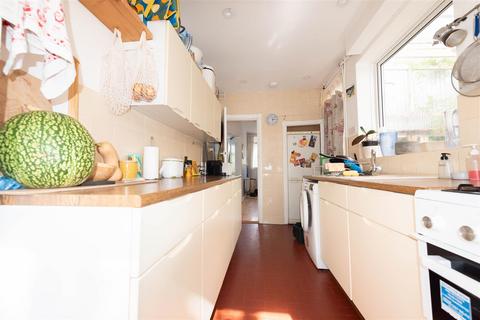 3 bedroom semi-detached house to rent, North Hinksey Lane, Oxford OX2