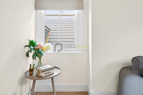 Flat 5, 1 Birdhurst Rise, South Croydon, CR2 7EG