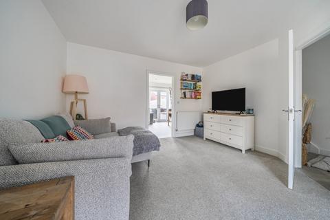 3 bedroom semi-detached house for sale, Newstead Street, Sleaford, Lincolnshire, NG34
