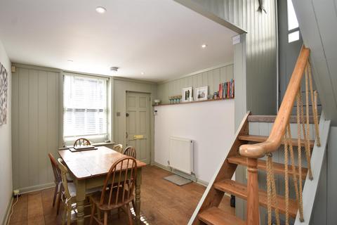 3 bedroom terraced house for sale, Rock-A-Nore Road, Hastings TN34