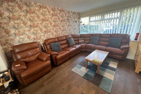 3 bedroom semi-detached house for sale, Wordsworth Road, Reddish