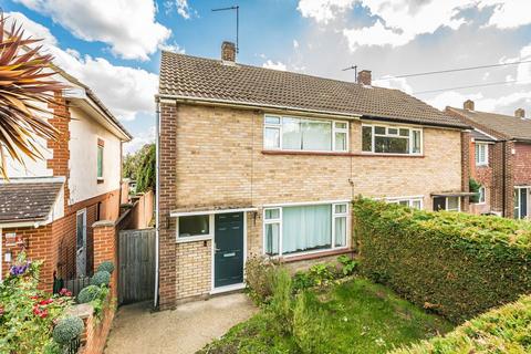 undefined, Chertsey Road, Twickenham TW2