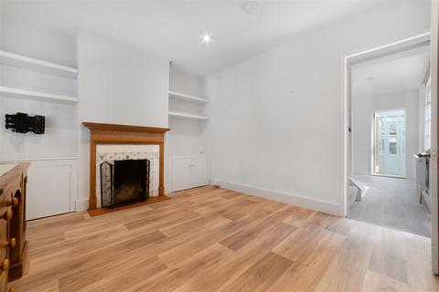 4 bedroom end of terrace house for sale, Beech Hill Road, Sunningdale