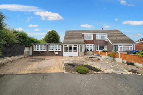 2 bedroom semi-detached bungalow for sale, 15 Greenfields Road, Wombourne, Wolverhampton
