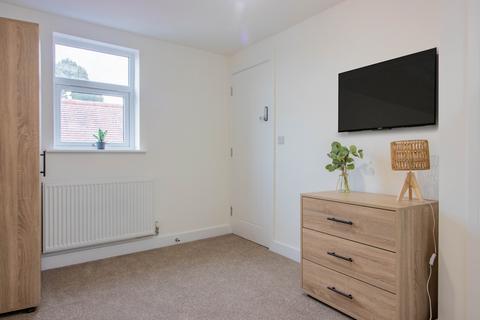 1 bedroom flat to rent, Room 5 80 Brookhill Street, Stapleford