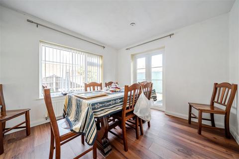 3 bedroom bungalow for sale, Bedford MK41