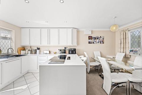 4 bedroom detached house for sale, Perryfields, Burgess Hill, RH15