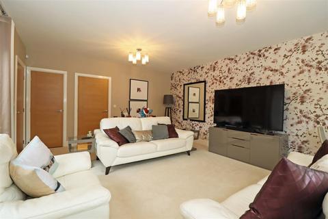 5 bedroom detached house for sale, Yew Close, Yarm, TS15 9BE