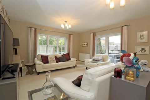 5 bedroom detached house for sale, Yew Close, Yarm, TS15 9BE