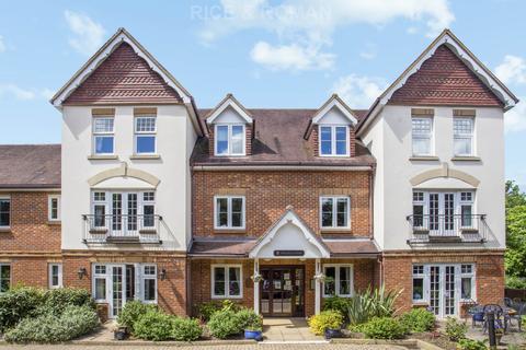 2 bedroom retirement property for sale, Epsom Road, Leatherhead KT22