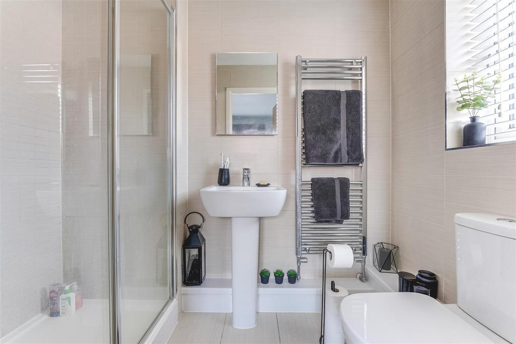 Ensuite.jpg