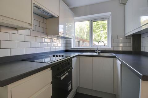 3 bedroom terraced house to rent, Meadowsweet, St. Neots PE19