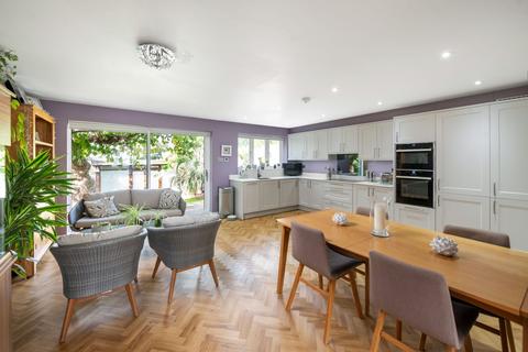 undefined, Vogan Close, Reigate, RH2