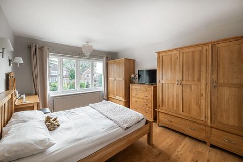 undefined, Vogan Close, Reigate, RH2