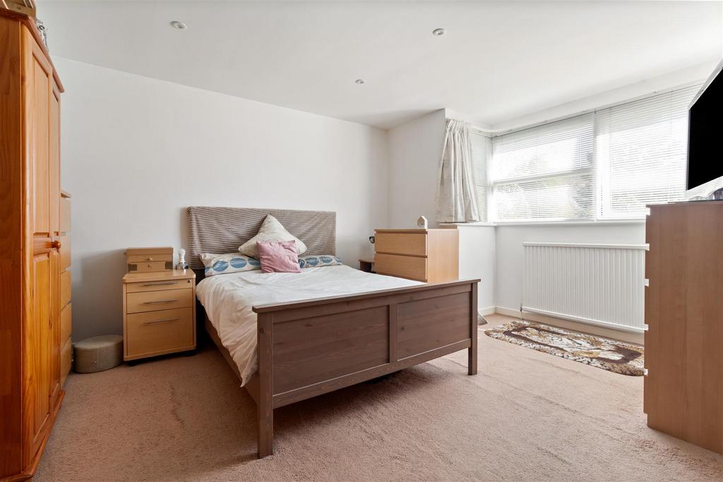 2 Wentworth Court-004.jpg