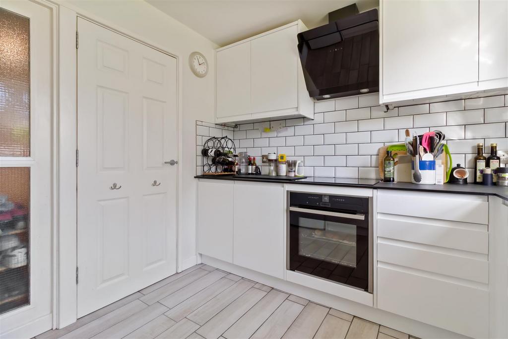 2 Wentworth Court-008.jpg
