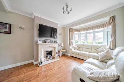 3 bedroom semi-detached house for sale, Grosvenor Drive, Hornchurch
