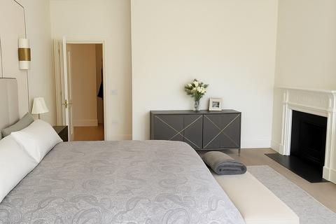 2 bedroom apartment to rent, Canfield Gardens, London NW6