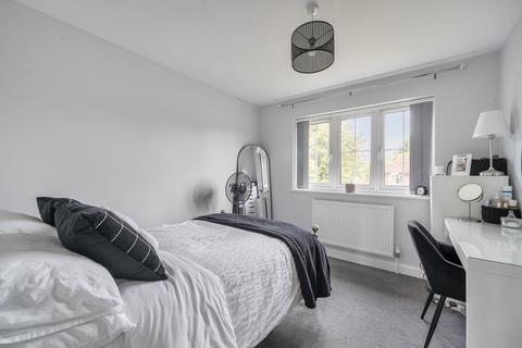 undefined, Waterside Drive, Reading RG8