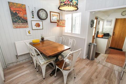 2 Marine Gap, Whitstable, CT5 1EN