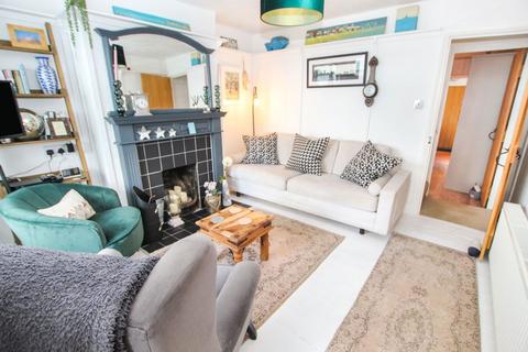 2 Marine Gap, Whitstable, CT5 1EN