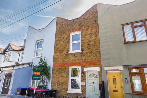 2 bedroom house for sale, Armitage Road, Southend On Sea