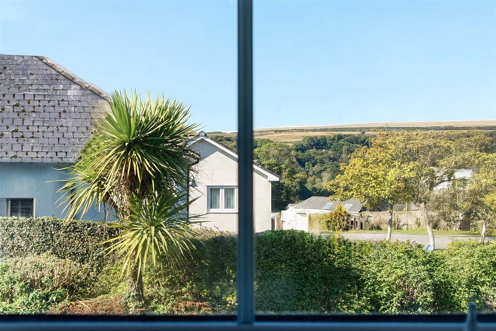 Smallridge View bl.jpg