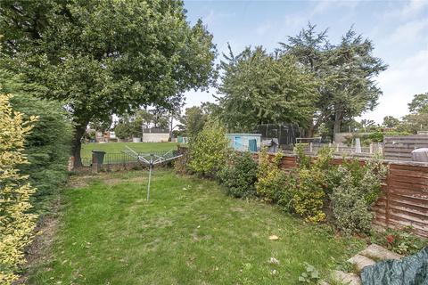 undefined, Gilpin Crescent, Twickenham, TW2