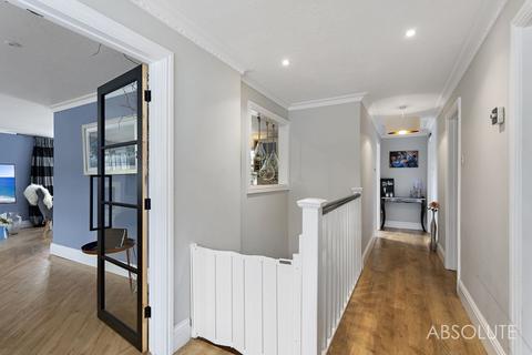 8 Bala Brook Close, Brixham, TQ5 0RQ