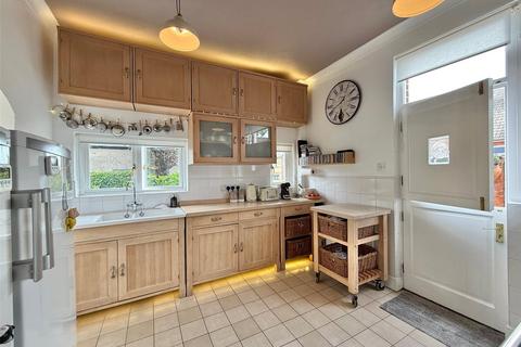 4 bedroom end of terrace house for sale, Victoria Drive, Old Town, Eastbourne, East Sussex, BN20