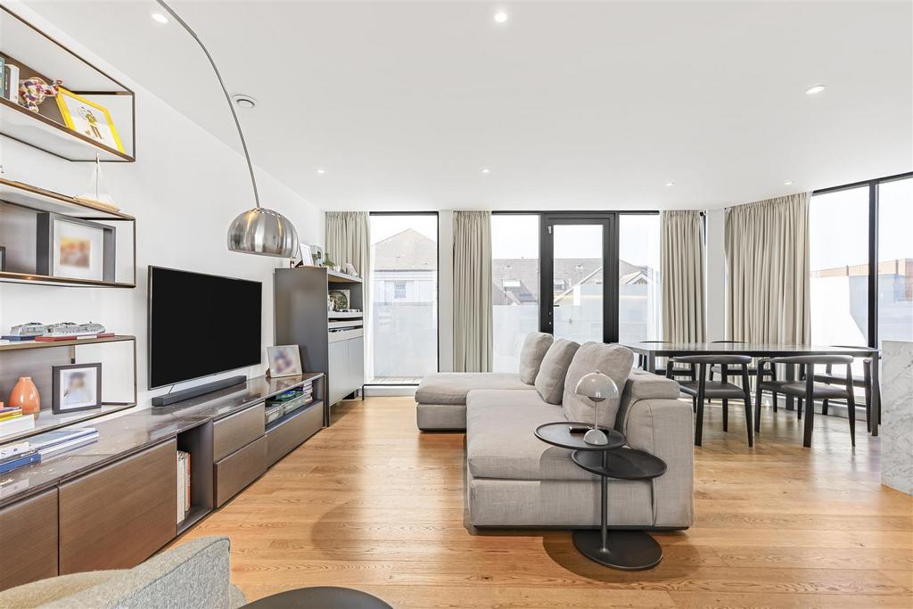 James anderson-5  408 upper richmond road-sw15  18