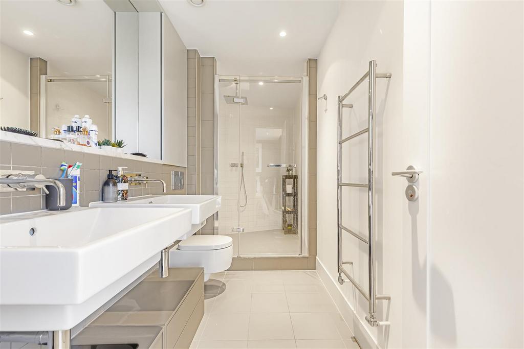 James anderson-5  408 upper richmond road-sw15  5 