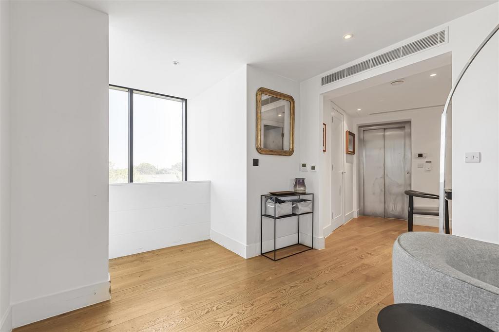 James anderson-5  408 upper richmond road-sw15  1 