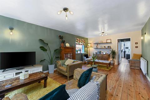 3 bedroom detached bungalow for sale, Newark Road, Southwell