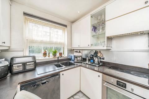 undefined, Leeward Gardens, London SW19