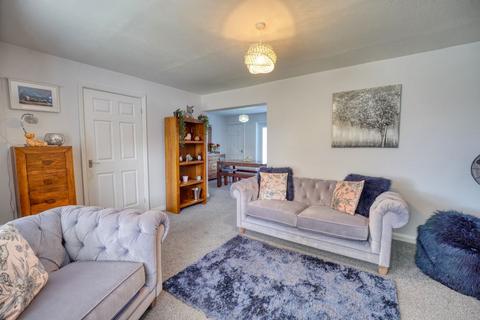 3 bedroom end of terrace house for sale, Mount Road, Northside, Birtley