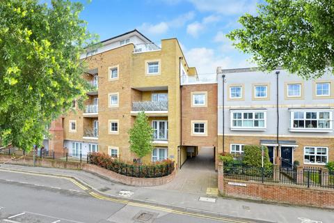 undefined, Flambard Way, Surrey GU7