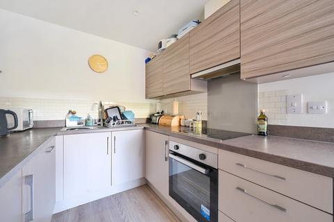 undefined, Flambard Way, Surrey GU7
