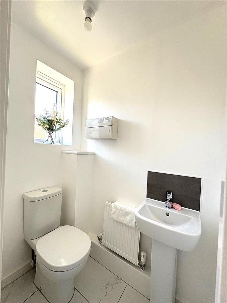 Downstairs WC.jpg