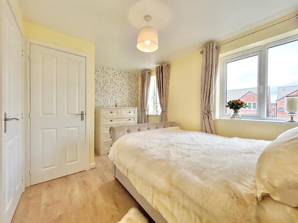 Bedroom 2.jpg