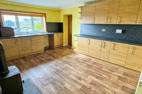 3 bedroom detached house for sale, Hill Street, North Tolsta HS2