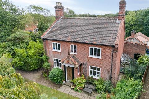 undefined, Chain Free in Little Melton