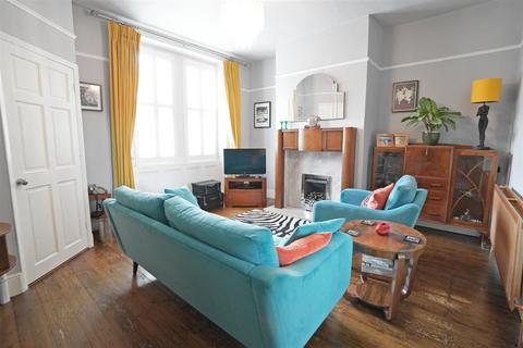 3 bedroom terraced house for sale, Shaw Street, Holywell Green