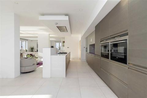 undefined, King's Quay, London SW10