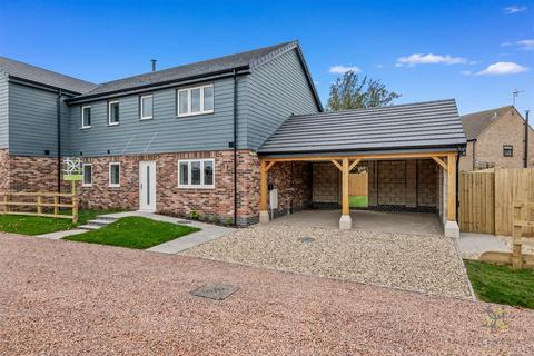 undefined, Winchcombe Road, Evesham WR11