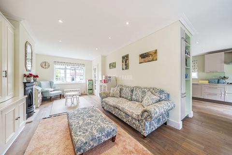 undefined, Hampstead Garden Suburb NW11