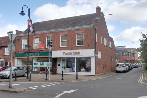 undefined, High Street, Stevenage SG1